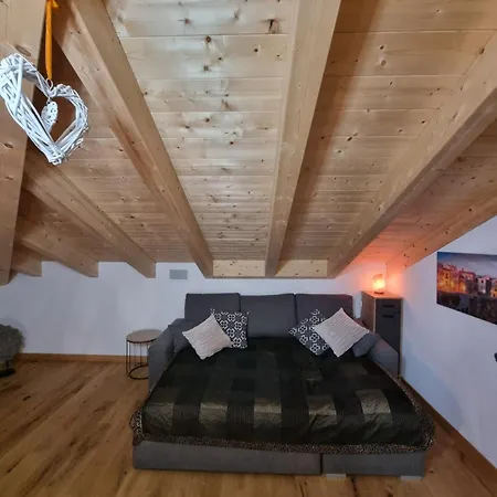Tatil Evi Lostelada Sul Di Colico